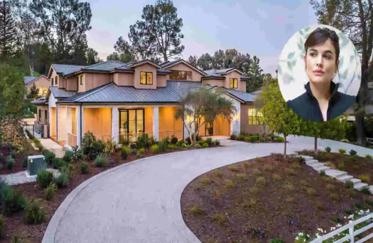 Adriana Ugarte's house