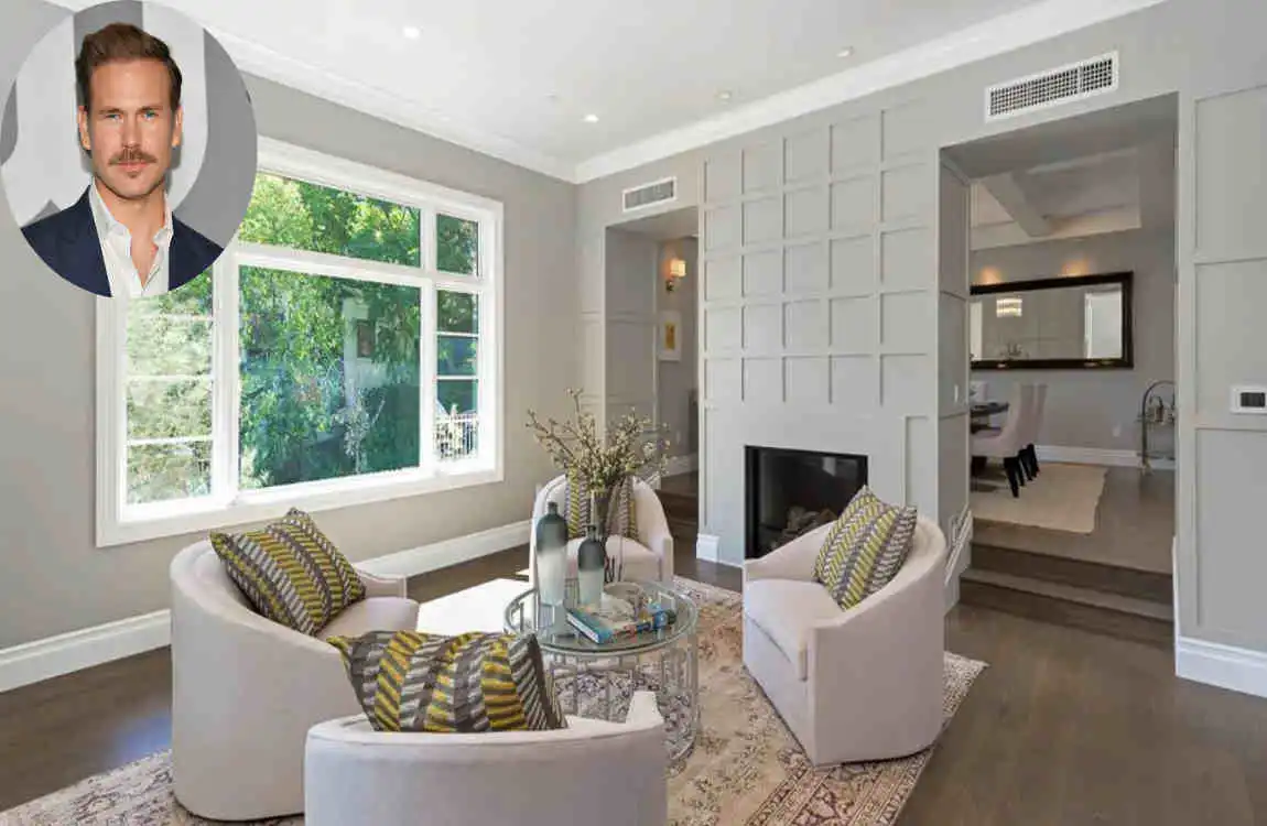 Matthew Davis's house