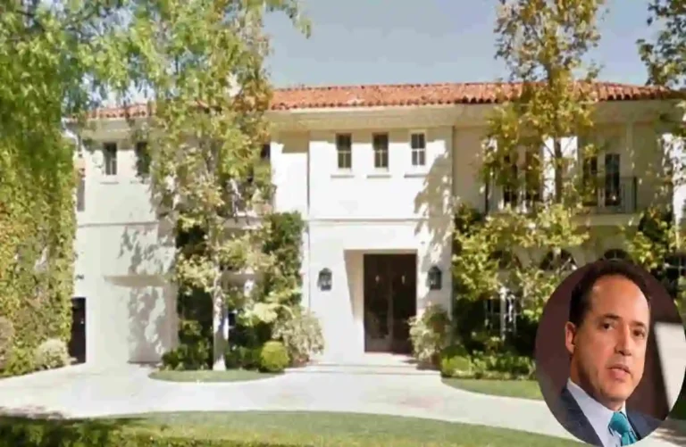 Jose Menendez House: Inside the Beverly Hills Mansion at 722 North Elm Drive Jose Menendez House: