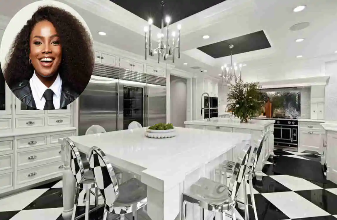 Melissa Nayimuli House